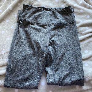 Womens XS gray and black Mondetta leggings.